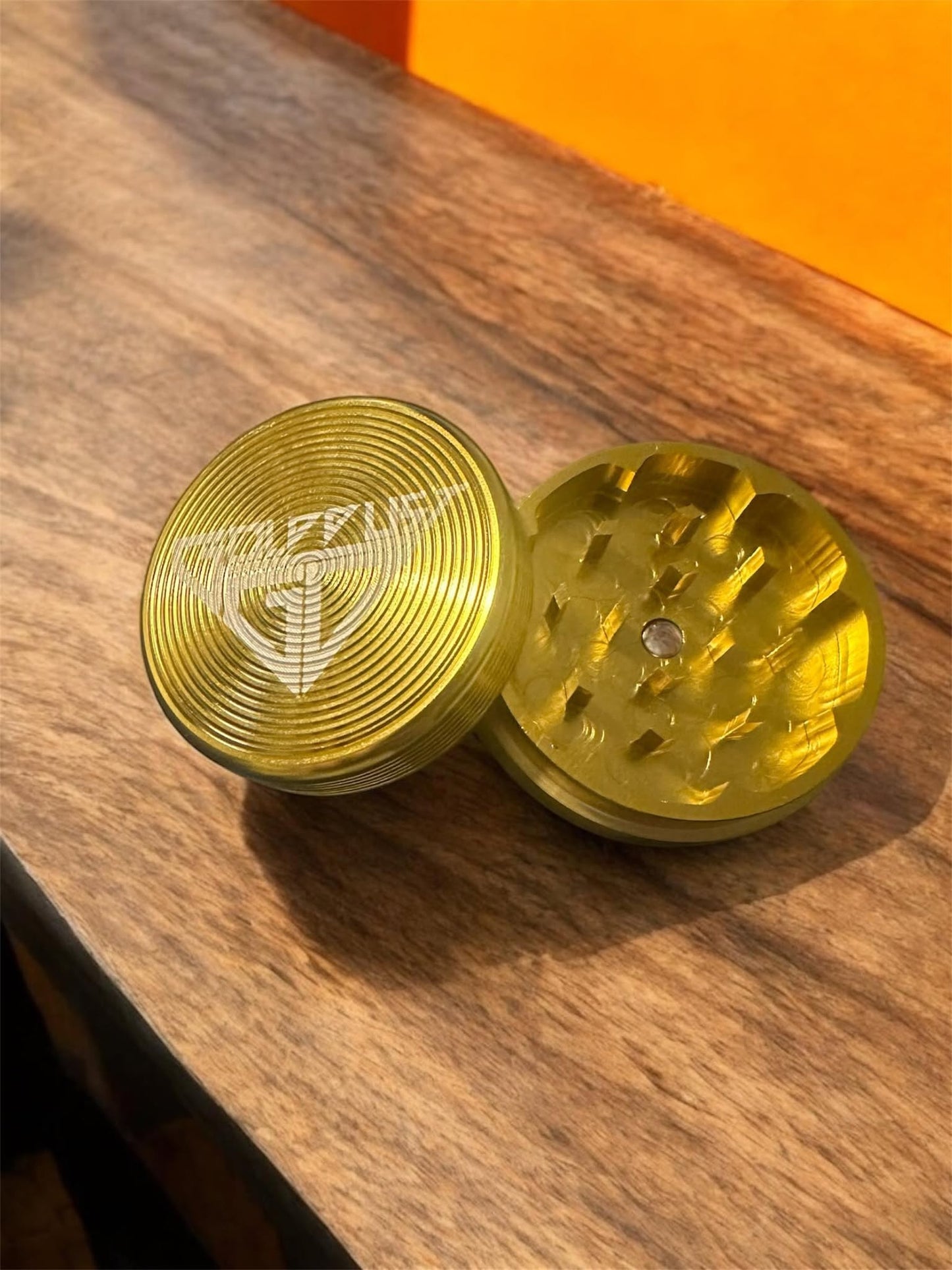 GOLDDUST RIPPLE - 2 PART METAL GRINDER 50mm