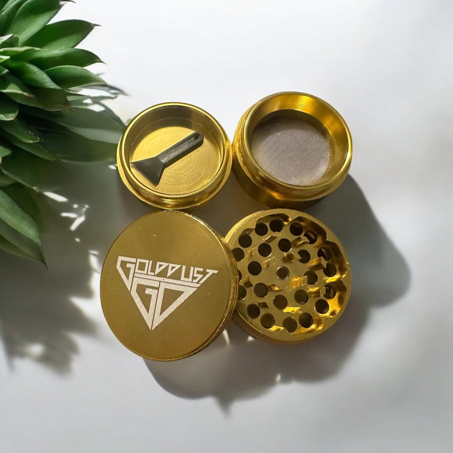 GOLDDUST 4 PART METAL GRINDER 40mm WITH KIEF CATCHER - SMOOTH FINISH