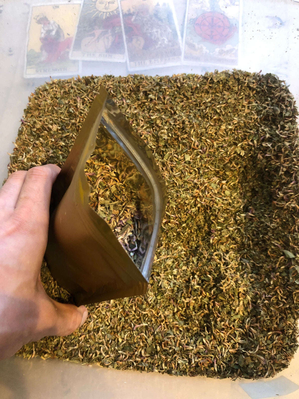 WOODSTOCK ROYALE HERBAL BLEND "TROPICAL FRUIT" 20g TOBACCO ALTERNATIVE